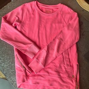nwot Lilly Pulitzer pink sweatshirt, small